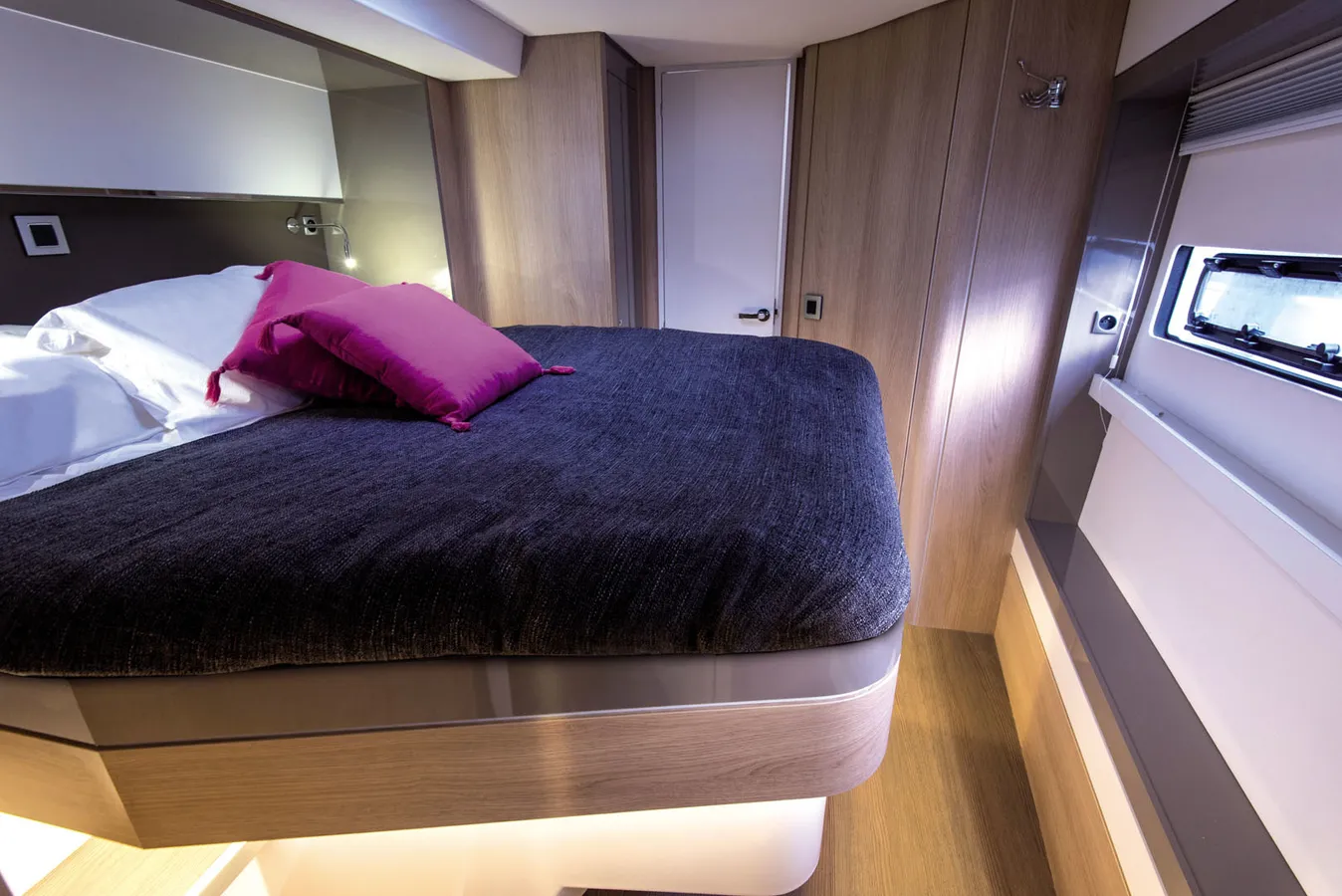 Catamaran exterior